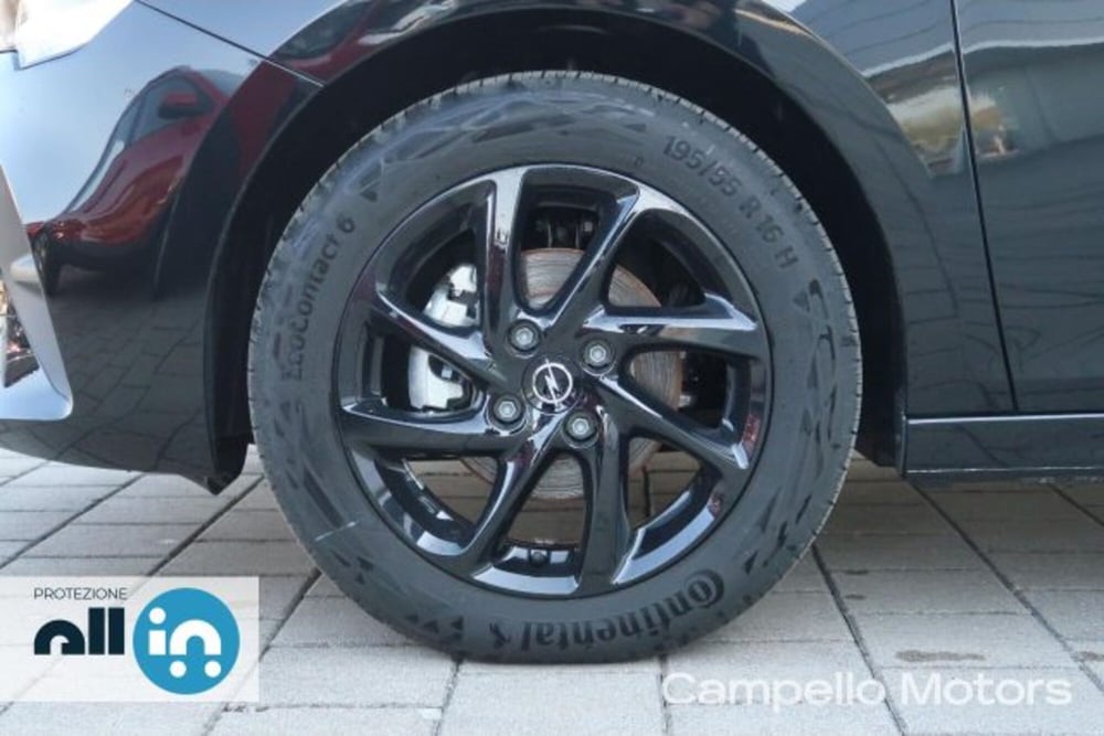 Opel Corsa nuova a Venezia (18)