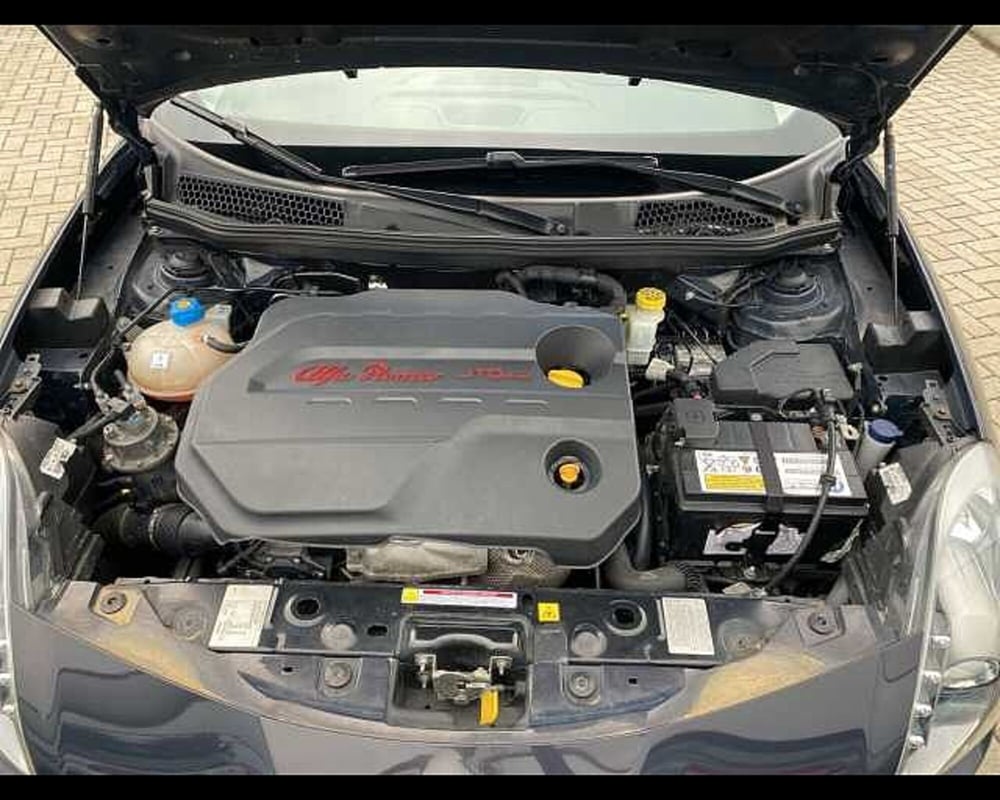 Alfa Romeo Giulietta usata a Cremona (15)