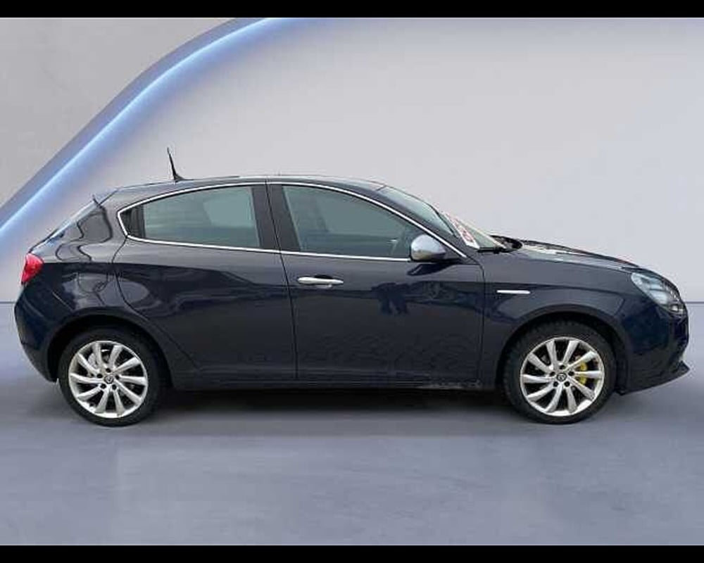 Alfa Romeo Giulietta usata a Cremona (6)
