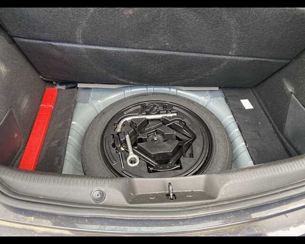 Alfa Romeo Giulietta usata a Cremona (8)