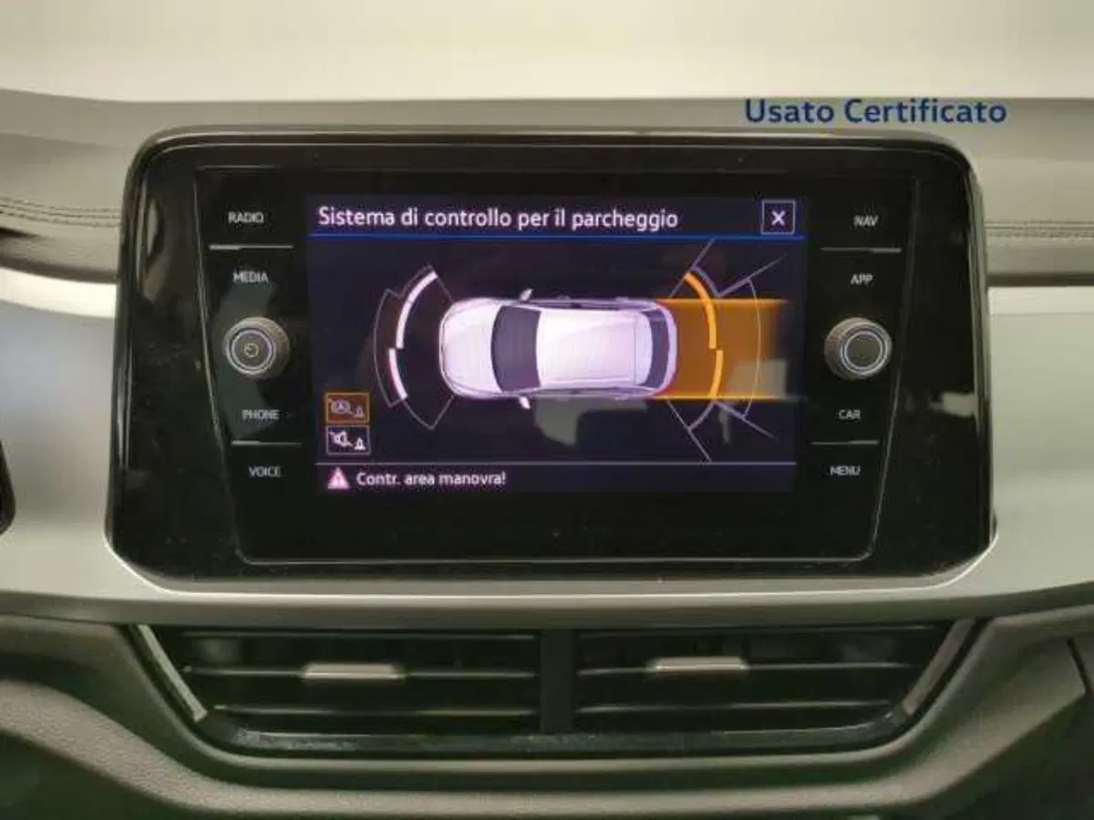 Volkswagen T-Roc usata a Avellino (19)