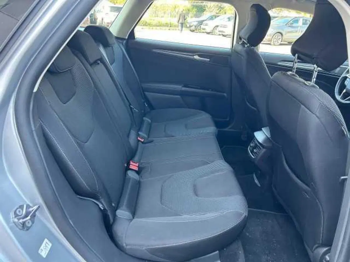 Ford Mondeo Station Wagon usata a Avellino (17)