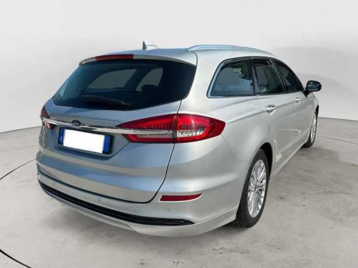 Ford Mondeo Station Wagon usata a Avellino (3)