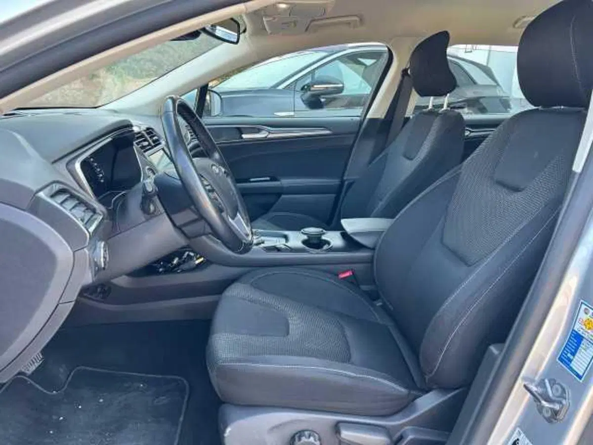 Ford Mondeo Station Wagon usata a Avellino (6)