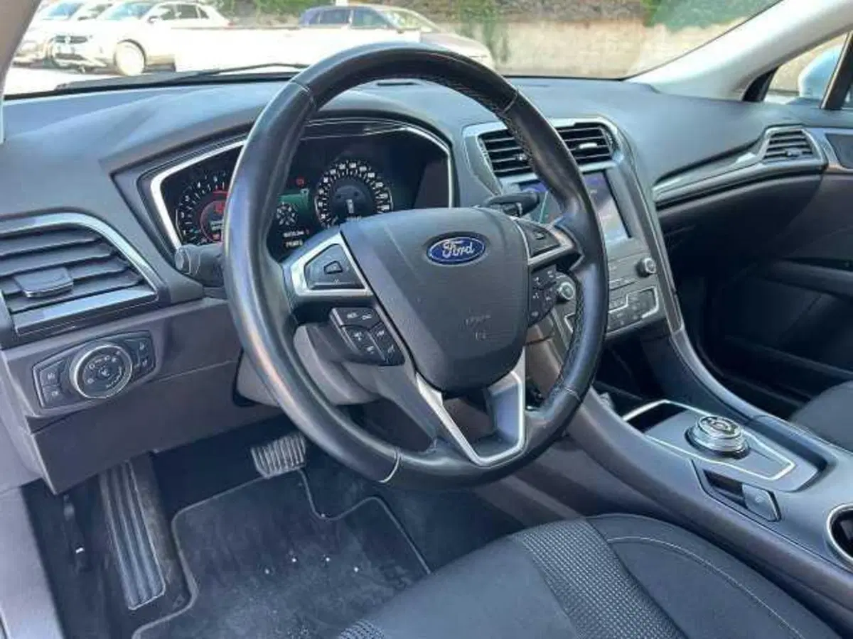 Ford Mondeo Station Wagon usata a Avellino (7)