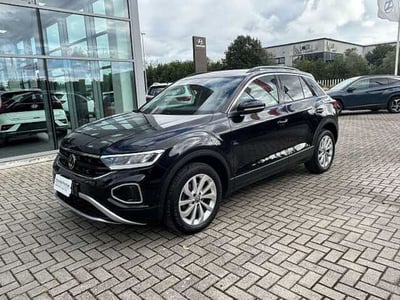 Volkswagen T-Roc 1.5 TSI ACT DSG Style BlueMotion Technology del 2022 usata a Empoli