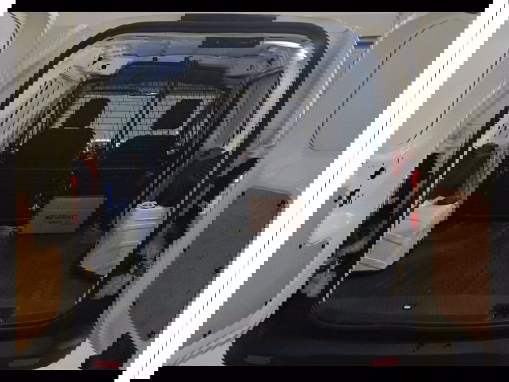 Ford Transit Courier usata a Catania (11)