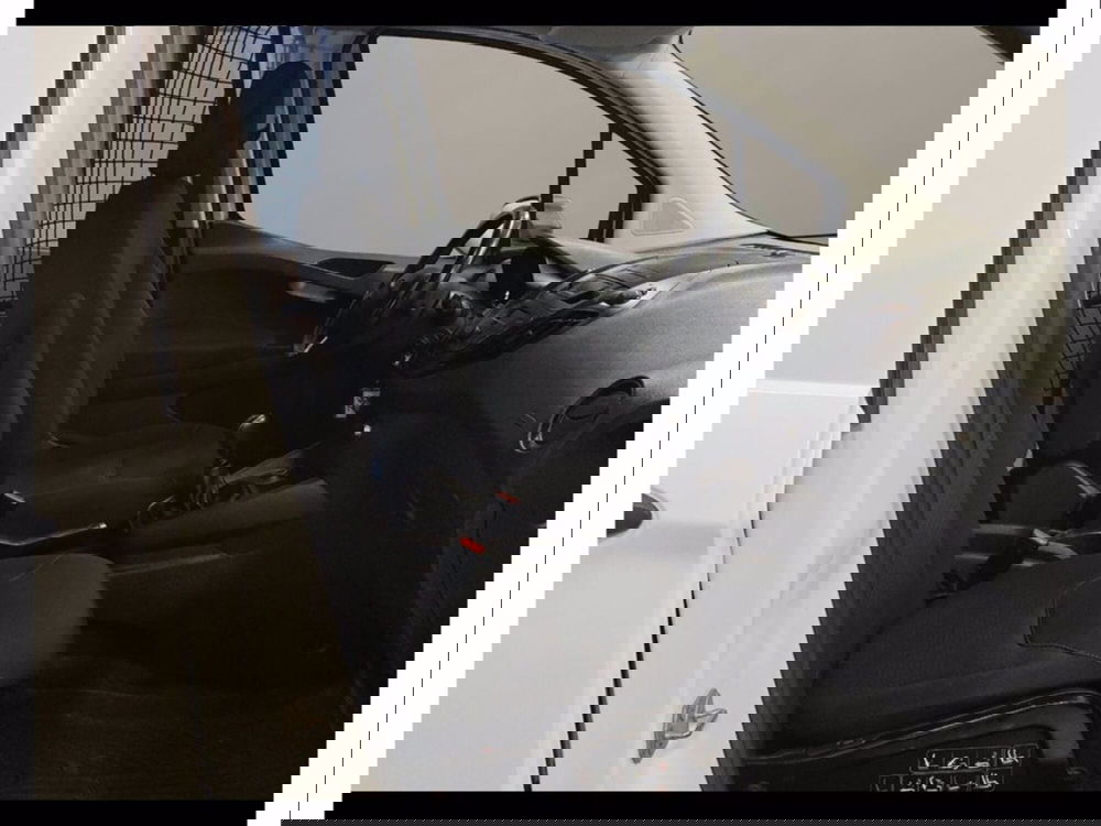 Ford Transit Courier usata a Catania (13)