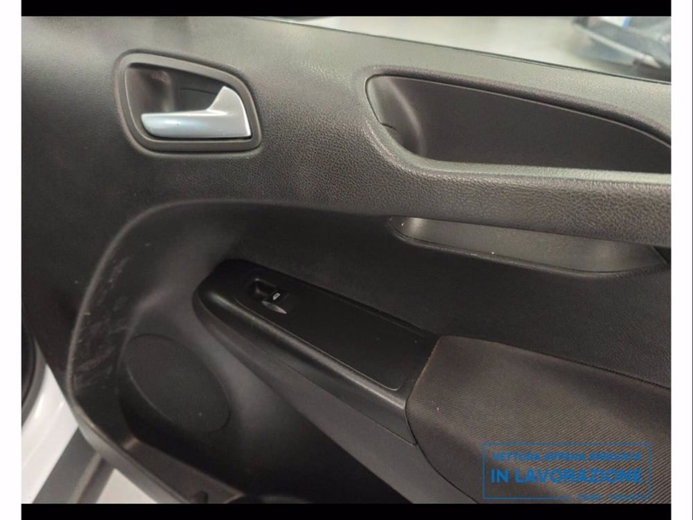 Ford Transit Courier usata a Catania (12)