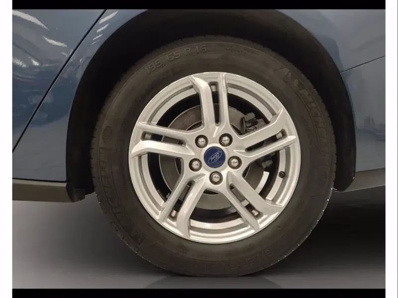 Ford Focus Station Wagon usata a Catania (18)
