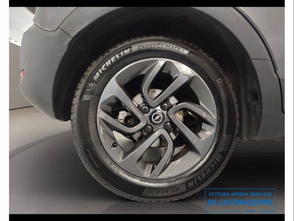 Opel Crossland X usata a Catania (19)