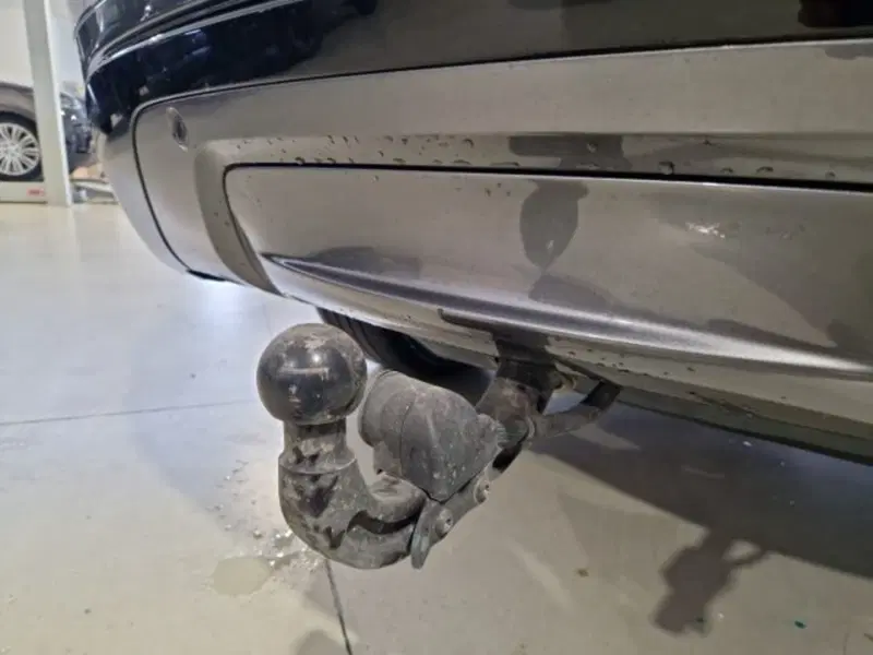 Land Rover Range Rover Velar usata a Livorno (18)