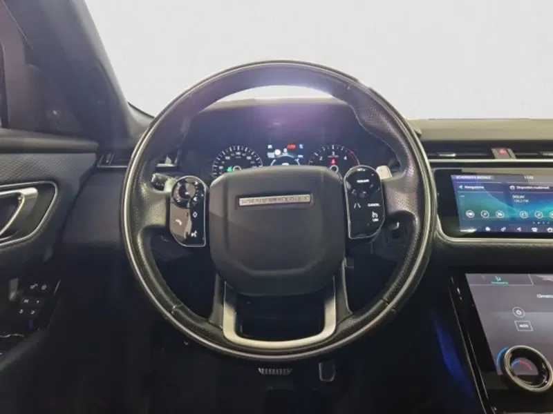 Land Rover Range Rover Velar usata a Livorno (13)