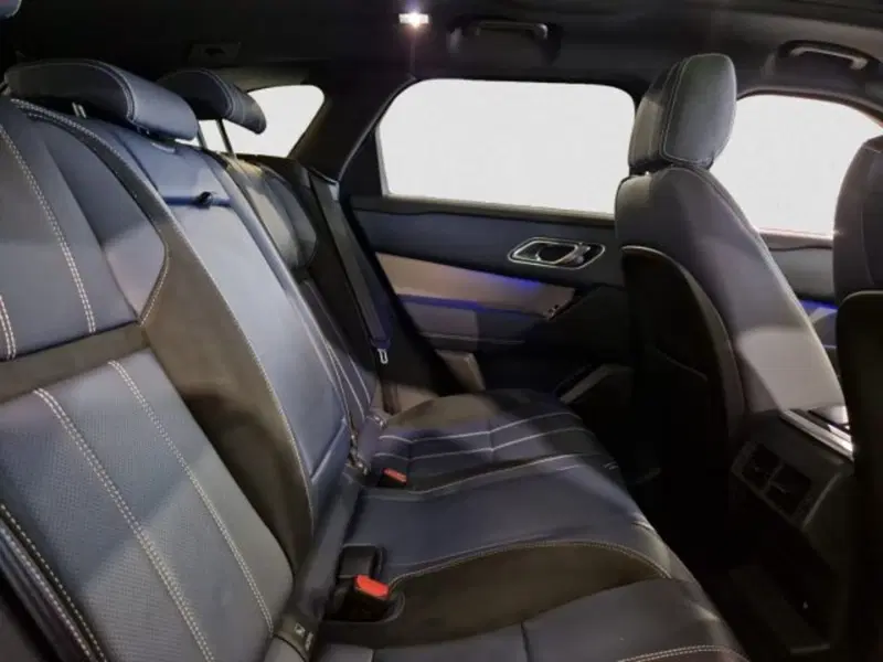 Land Rover Range Rover Velar usata a Livorno (15)