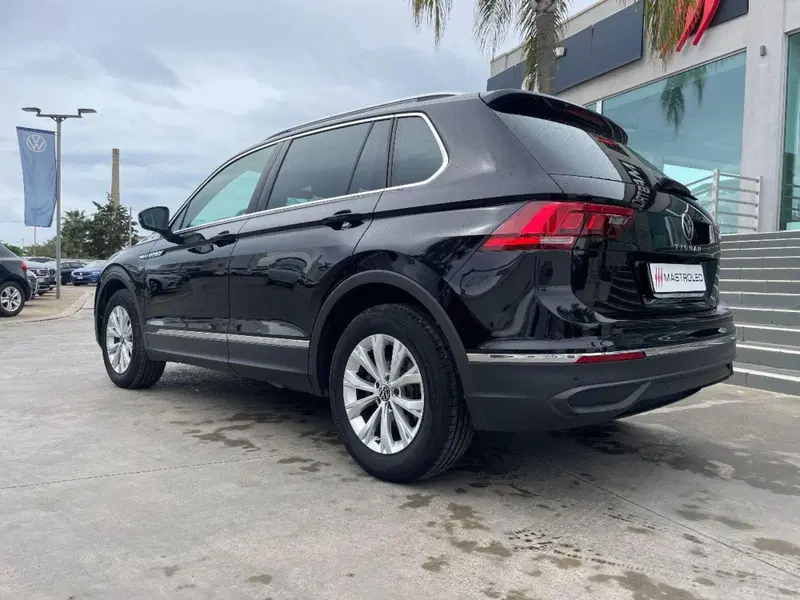 Volkswagen Tiguan usata a Lecce (15)