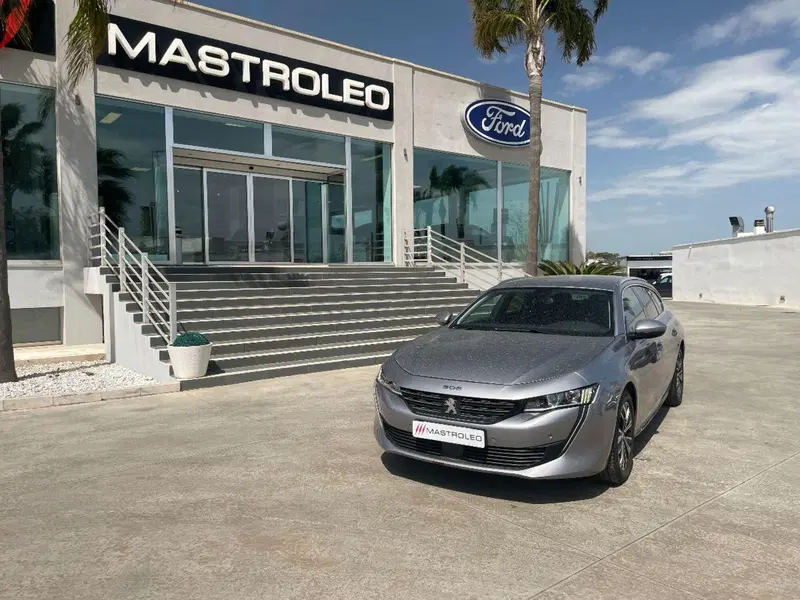 Peugeot 508 SW usata a Lecce