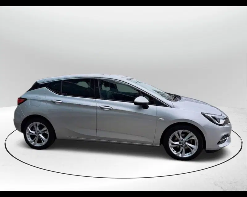 Opel Astra usata a Belluno