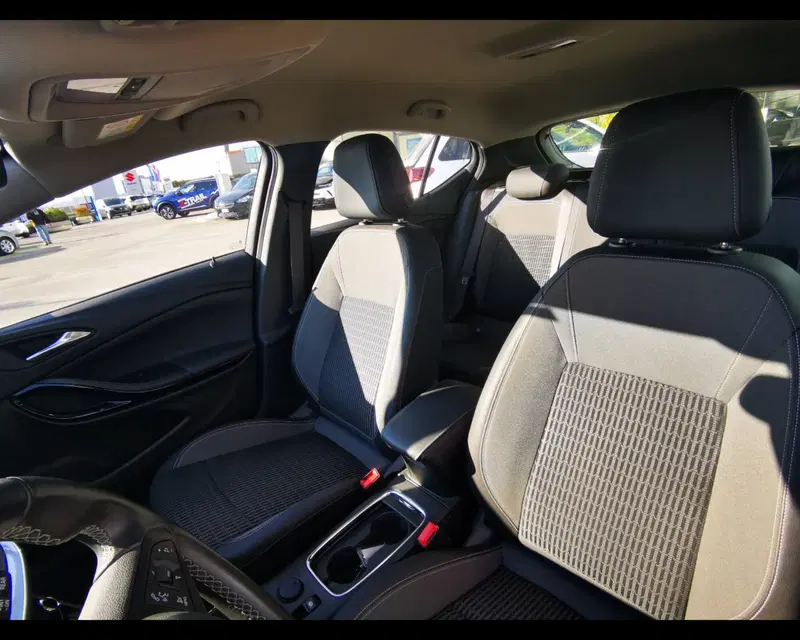 Opel Astra usata a Belluno (13)
