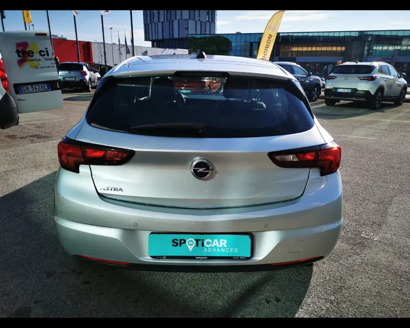 Opel Astra usata a Belluno (4)