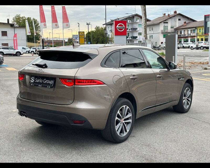 Jaguar F-Pace usata a Belluno (11)