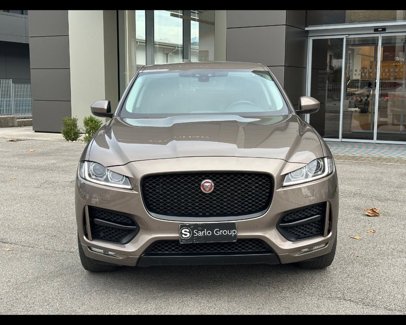 Jaguar F-Pace usata a Belluno (6)