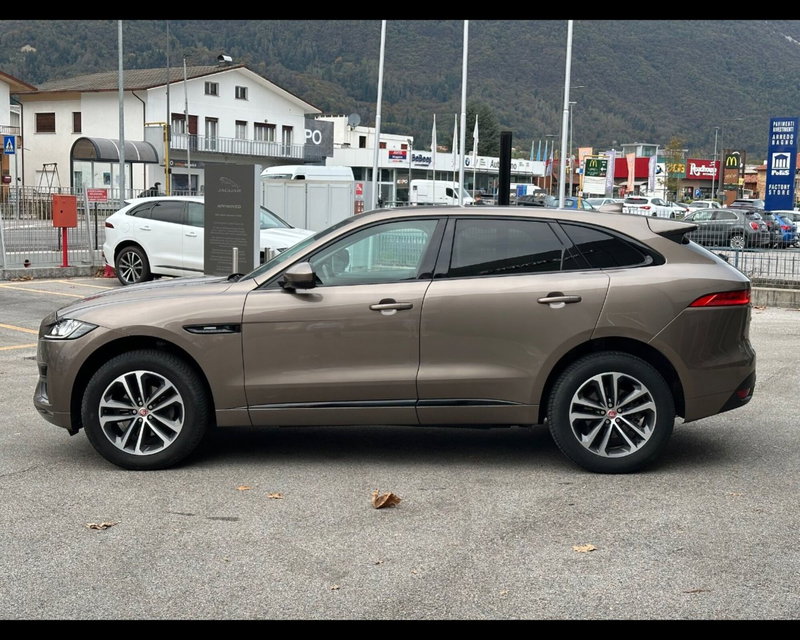 Jaguar F-Pace usata a Belluno (8)