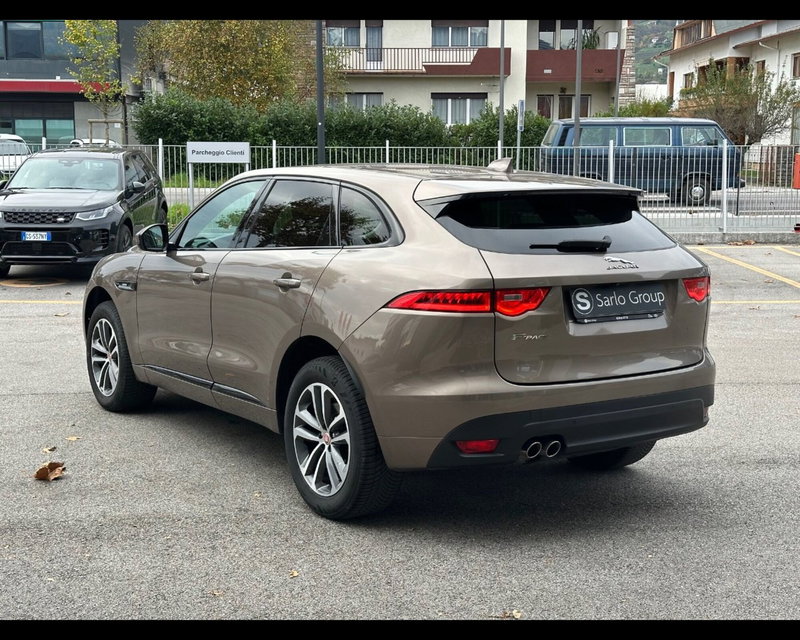 Jaguar F-Pace usata a Belluno (9)