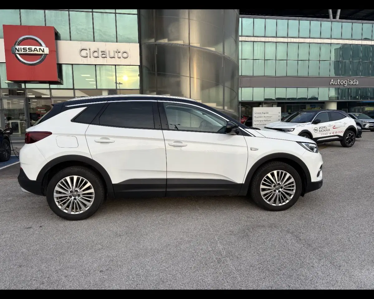 Opel Grandland X usata a Venezia (12)
