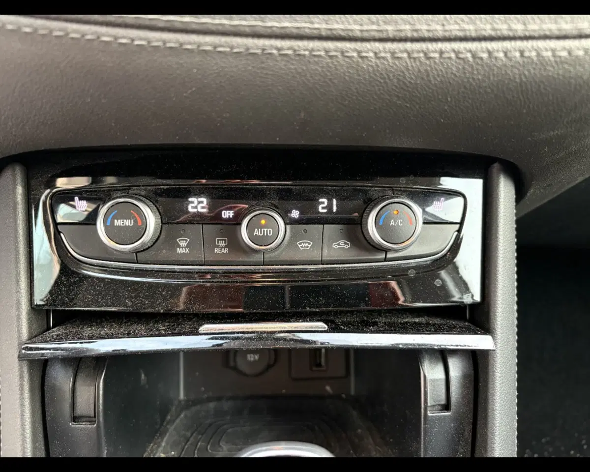 Opel Grandland X usata a Venezia (5)