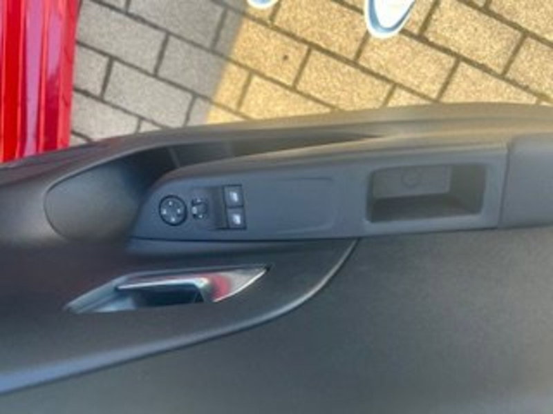 Opel Corsa usata a Treviso (14)
