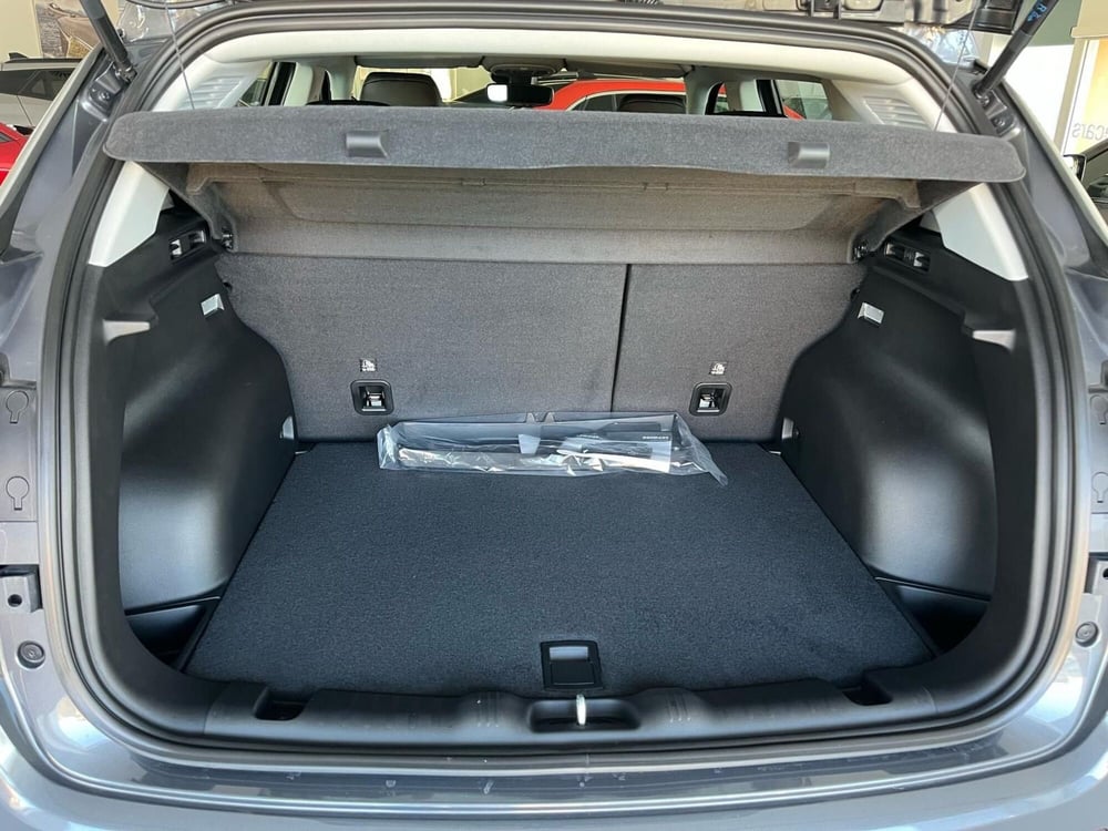 Jeep Compass nuova a Milano (8)