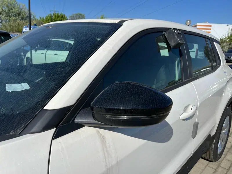 Jeep Avenger nuova a Milano (12)