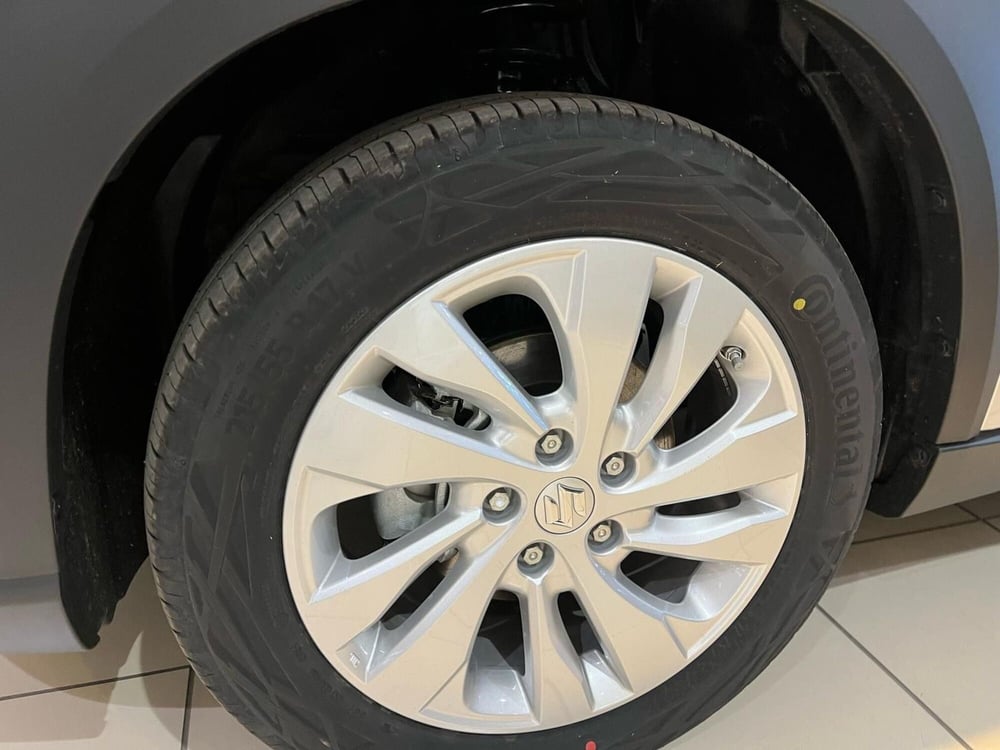 Suzuki S-Cross nuova a Milano (12)