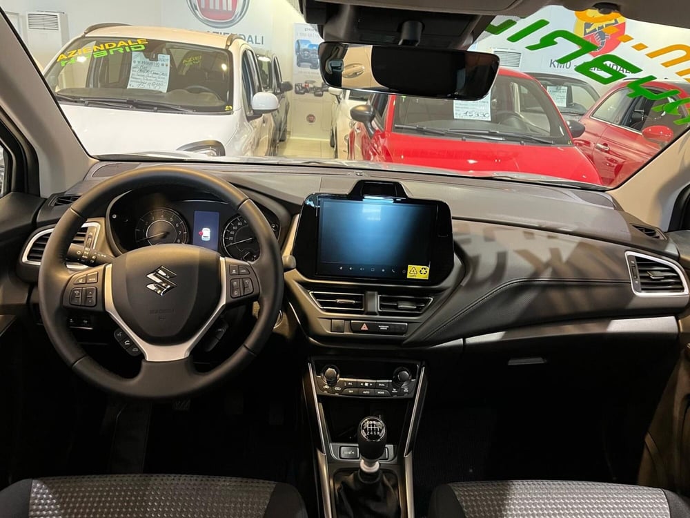 Suzuki S-Cross nuova a Milano (19)