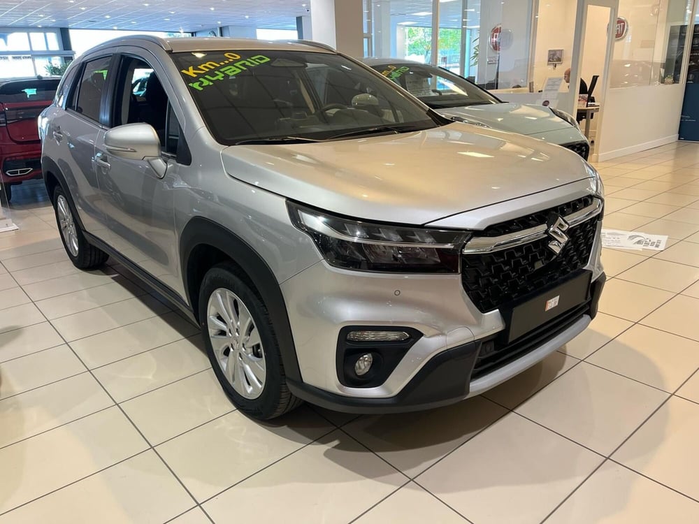 Suzuki S-Cross nuova a Milano (3)