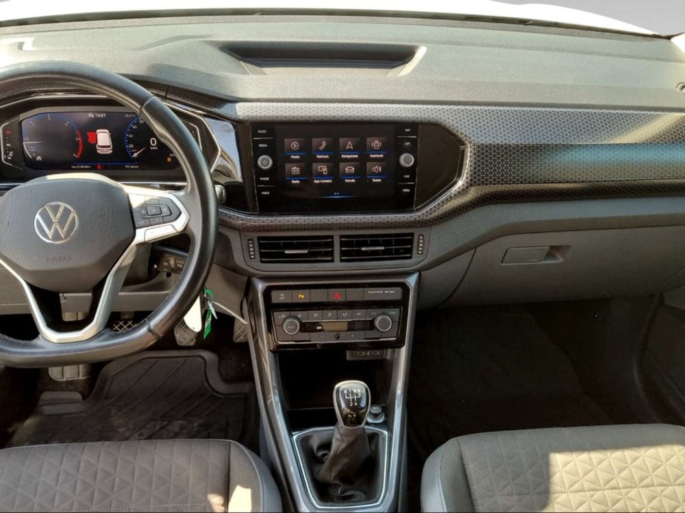 Volkswagen T-Cross usata a Pisa (9)