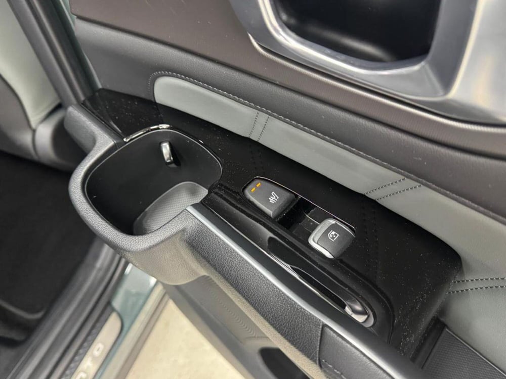 Kia Sorento usata a Como (6)