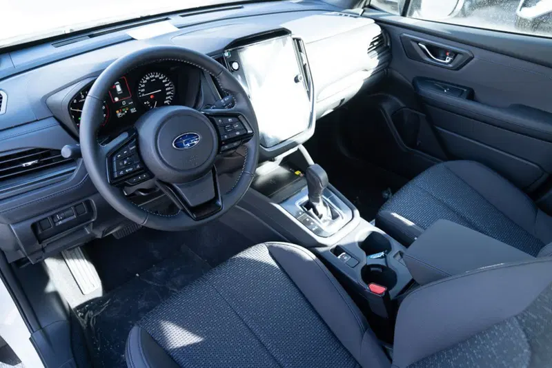 Subaru Forester nuova a Pescara (13)