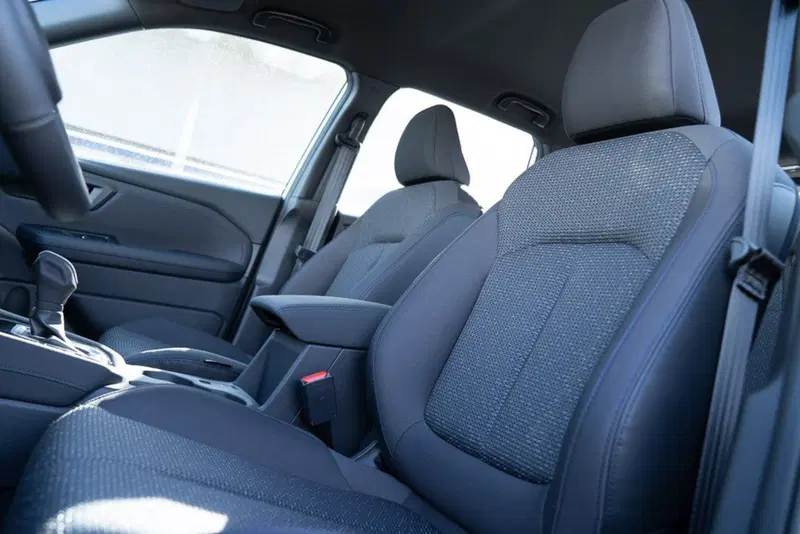 Subaru Forester nuova a Pescara (14)