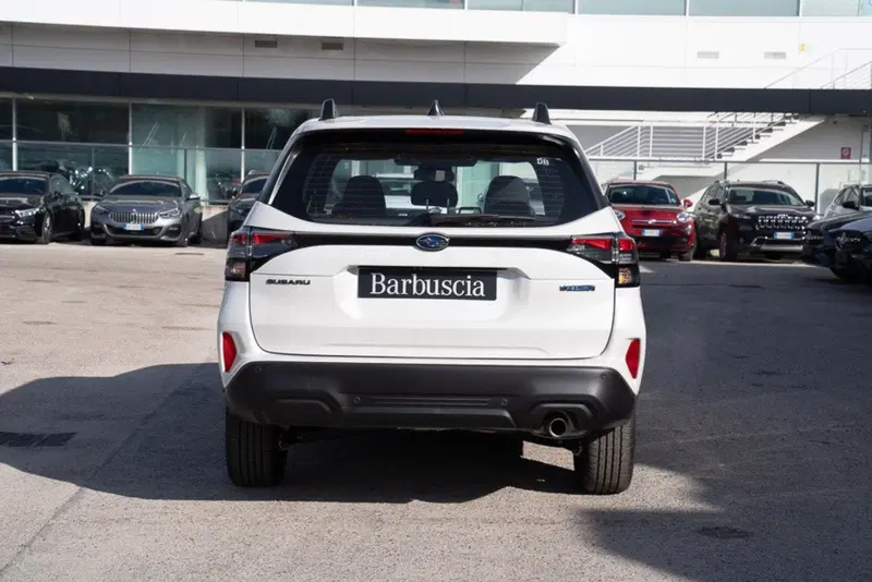 Subaru Forester nuova a Pescara (5)