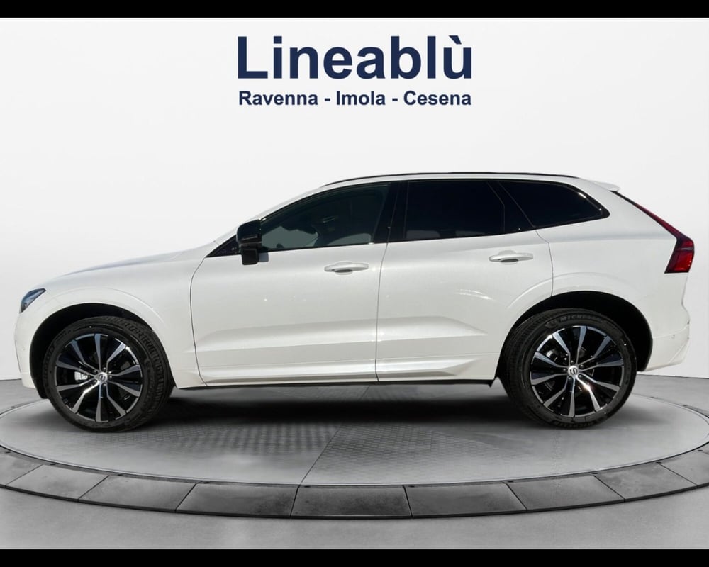 Volvo XC60 nuova a Ravenna (8)
