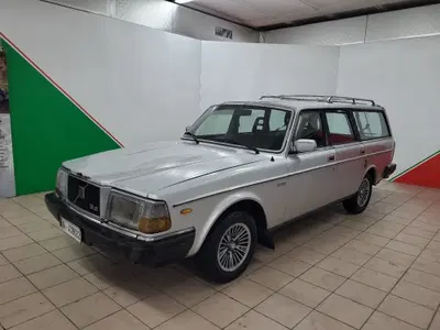 Volvo 240 Station Wagon D6 diesel Station Wagon GLE del 1983 usata a Terranuova Bracciolini