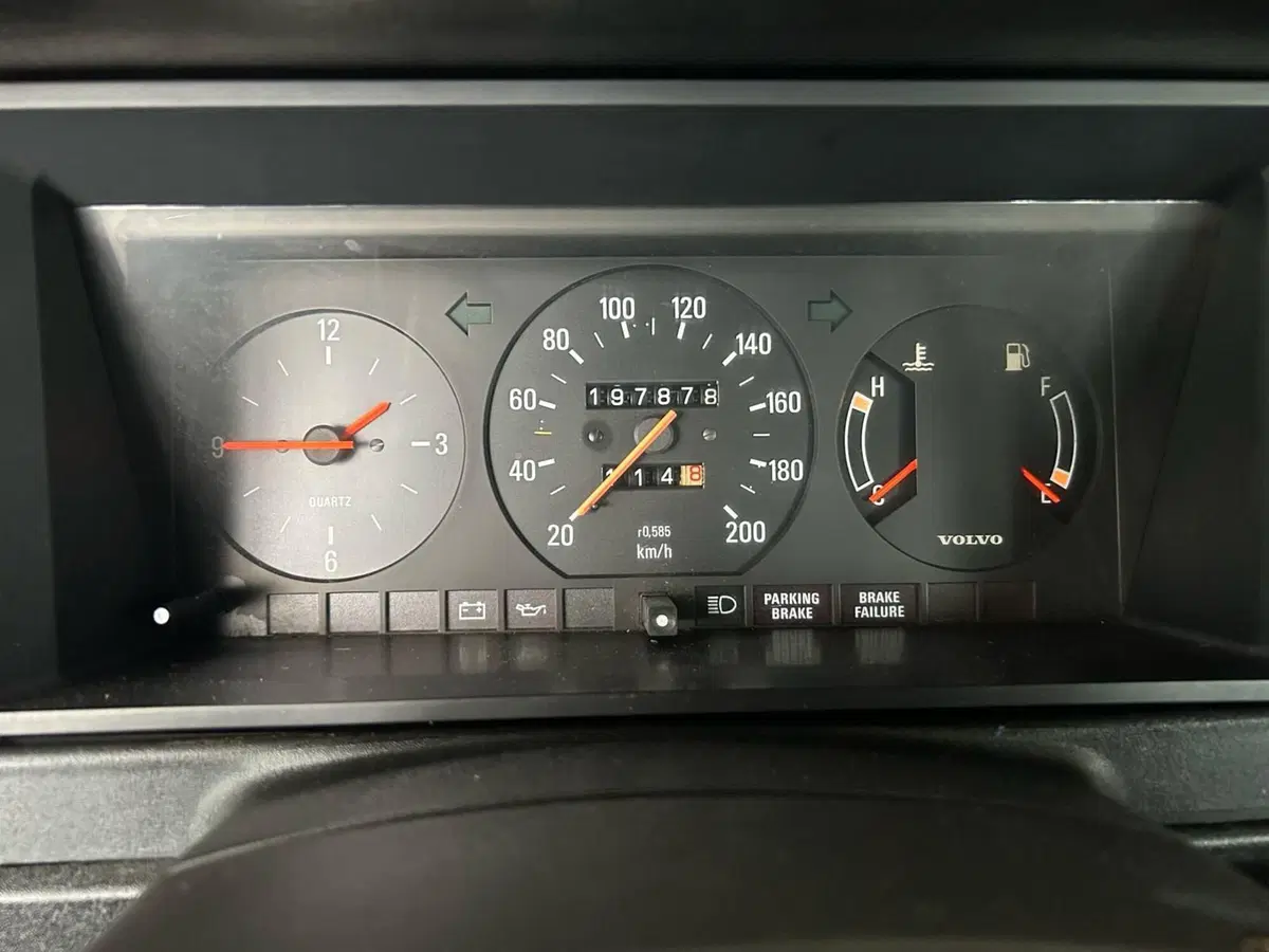 Volvo 240 Station Wagon usata a Arezzo (10)
