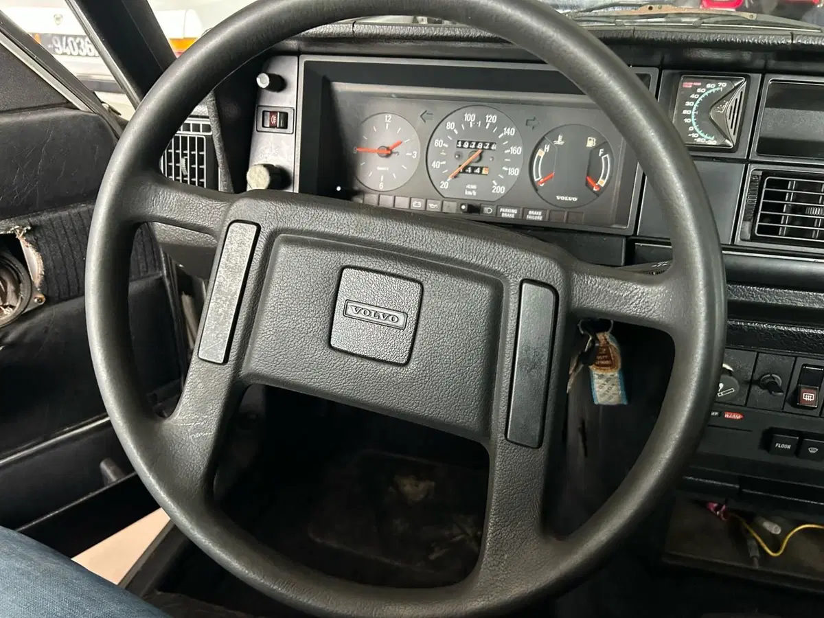 Volvo 240 Station Wagon usata a Arezzo (12)