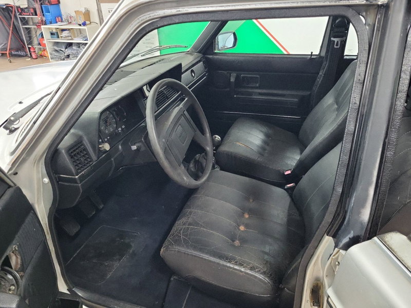 Volvo 240 Station Wagon usata a Arezzo (13)