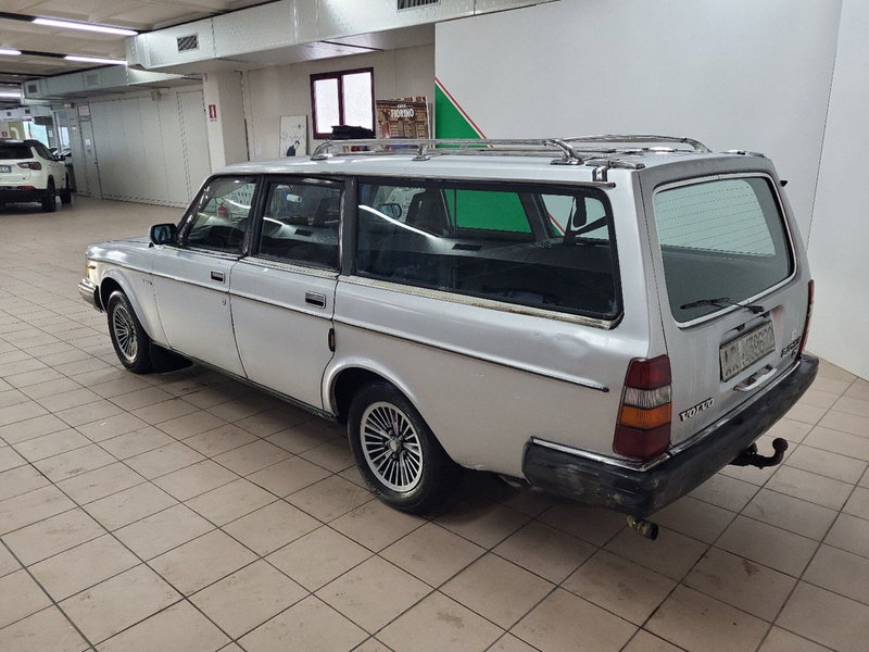 Volvo 240 Station Wagon usata a Arezzo (2)