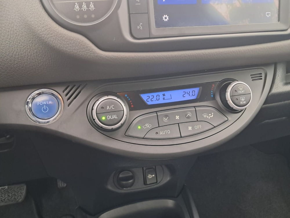 Toyota Yaris usata a Cagliari (20)