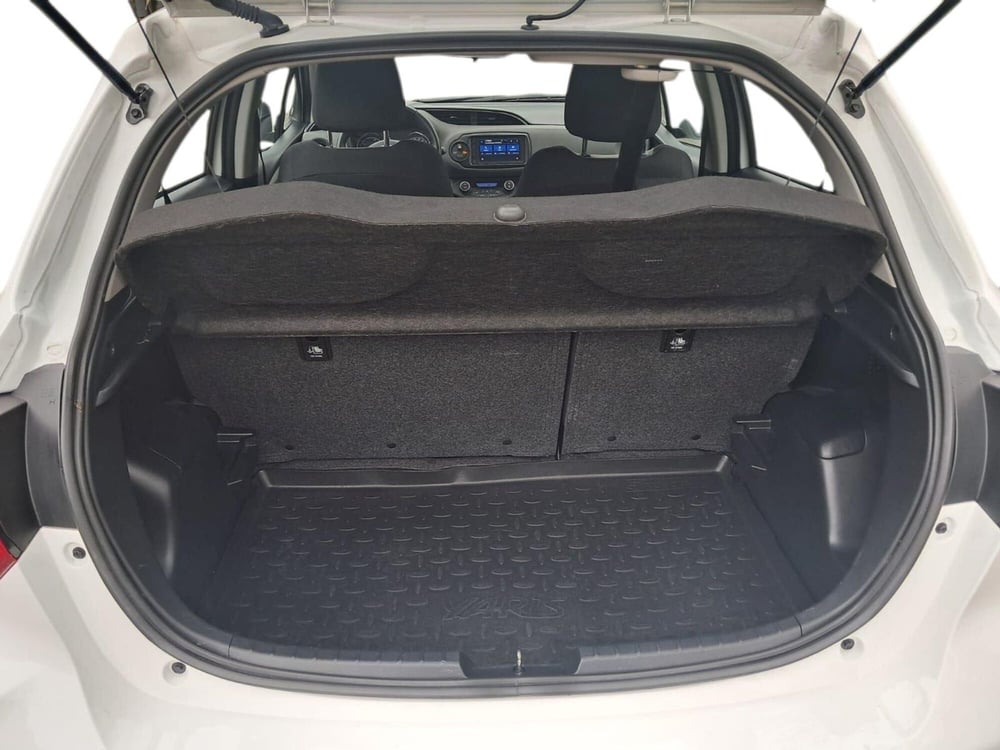 Toyota Yaris usata a Cagliari (9)