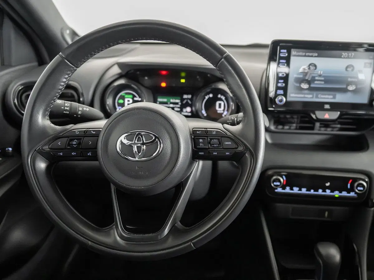 Toyota Yaris usata a Foggia (9)
