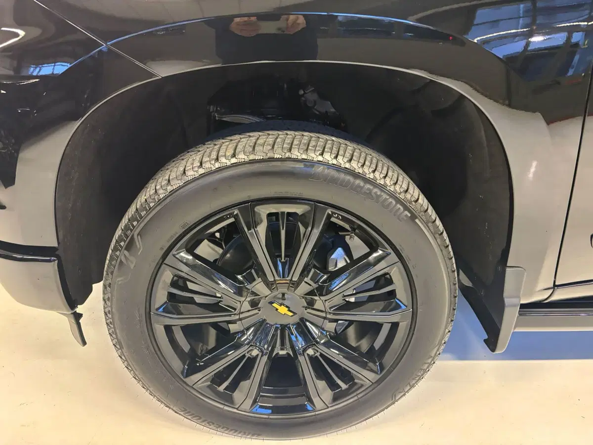 Chevrolet Silverado nuova a Monza e Brianza (10)
